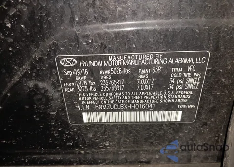 2017 Hyundai Santa Fe Sport 2.4L z USA, uszkodzony, nr VIN 5NMZUDLBXHH016041